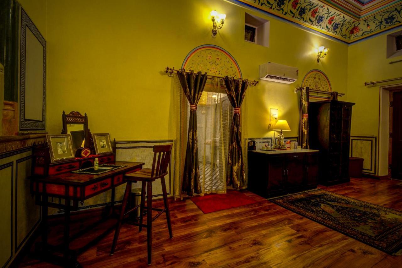 The Umaid Vilas Royal Heritage Haveli Джайпур Екстериор снимка