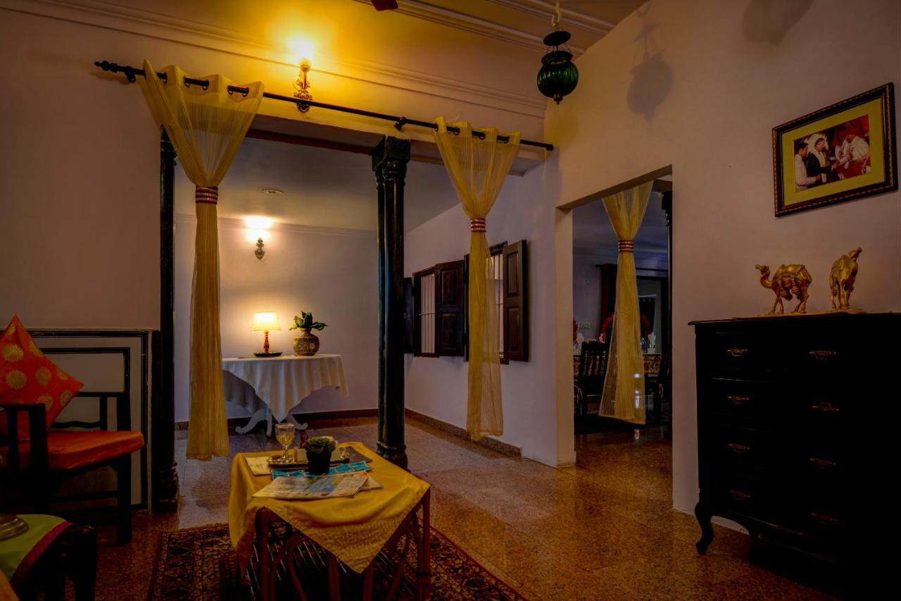 The Umaid Vilas Royal Heritage Haveli Джайпур Екстериор снимка