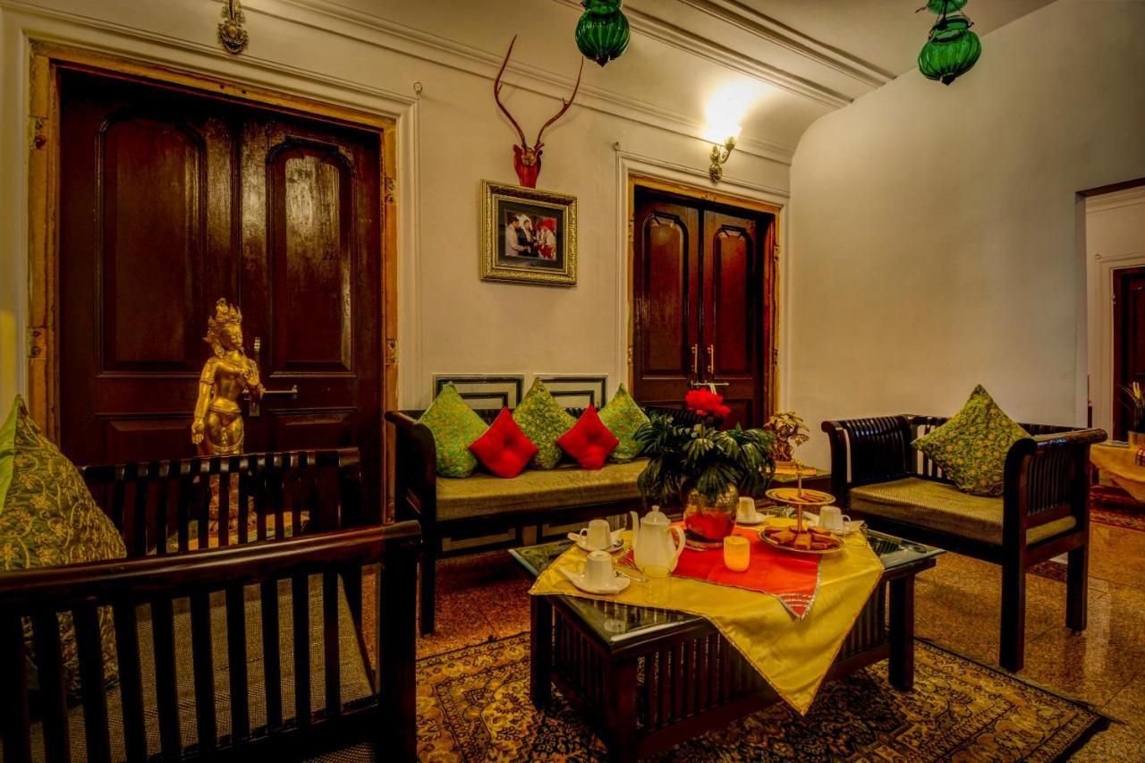 The Umaid Vilas Royal Heritage Haveli Джайпур Екстериор снимка