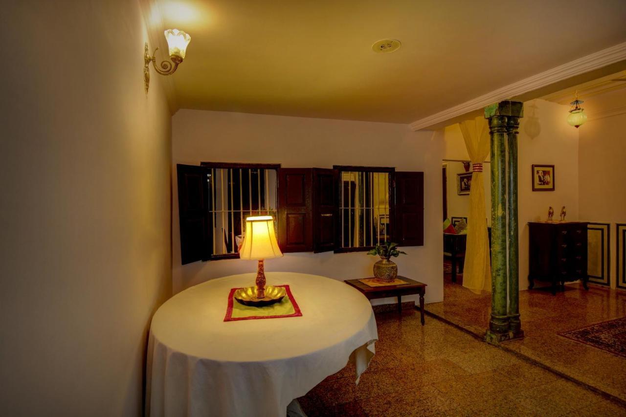 The Umaid Vilas Royal Heritage Haveli Джайпур Екстериор снимка